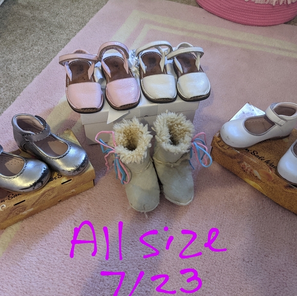 Mini melissa's, jacadi, Janie and Jack, Ugg, Freshly Picked, Zara's, panache kid - Picture 9 of 13